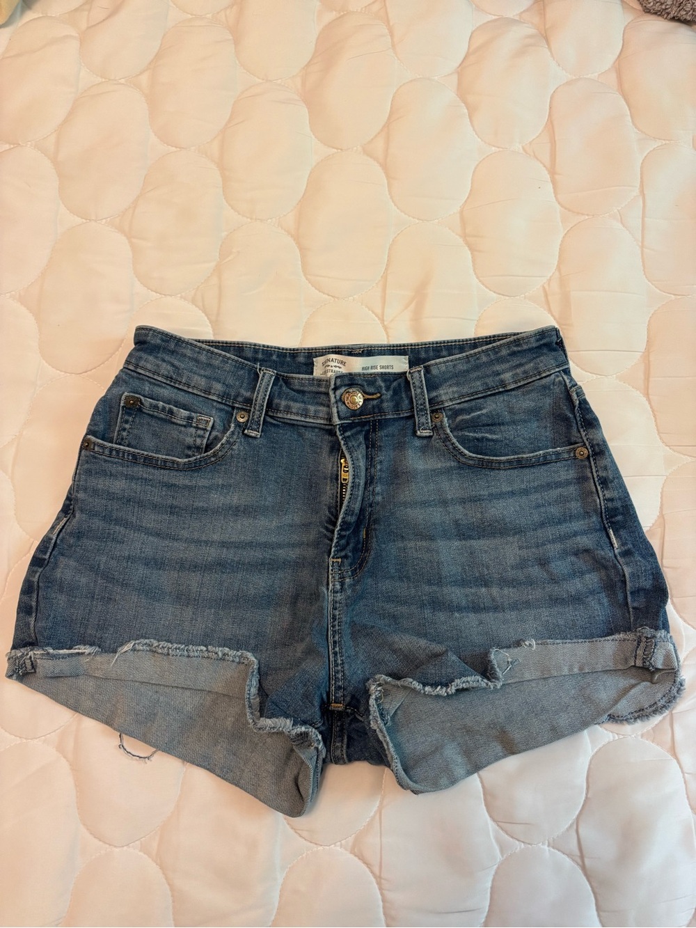 Levi’s Denim Roll-Cuff Women's Shorts - Blue